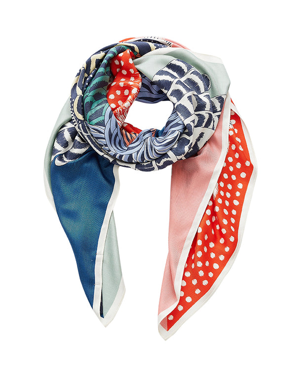 GALLINACE scarf in GREEN by Inoui Editions